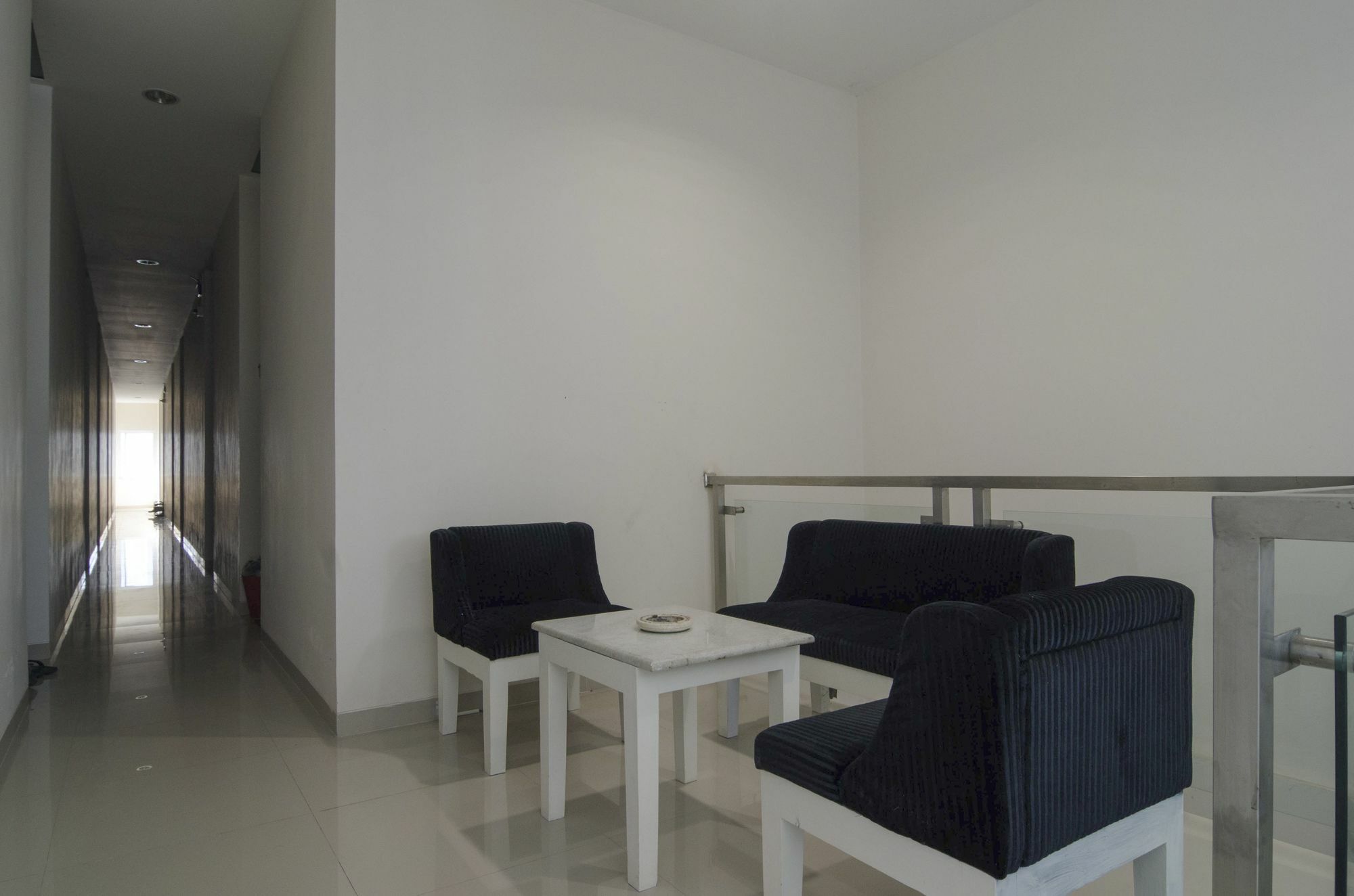 Reddoorz Near Lawang Sewu Hotel Semarang Kültér fotó